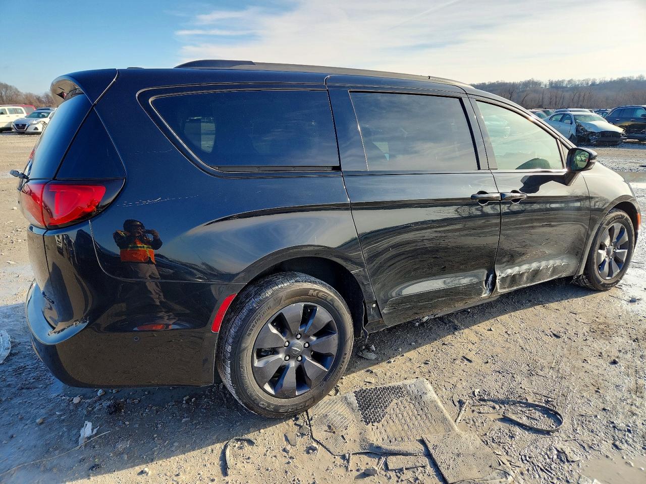 Chrysler Pacifica Hybrid Limited