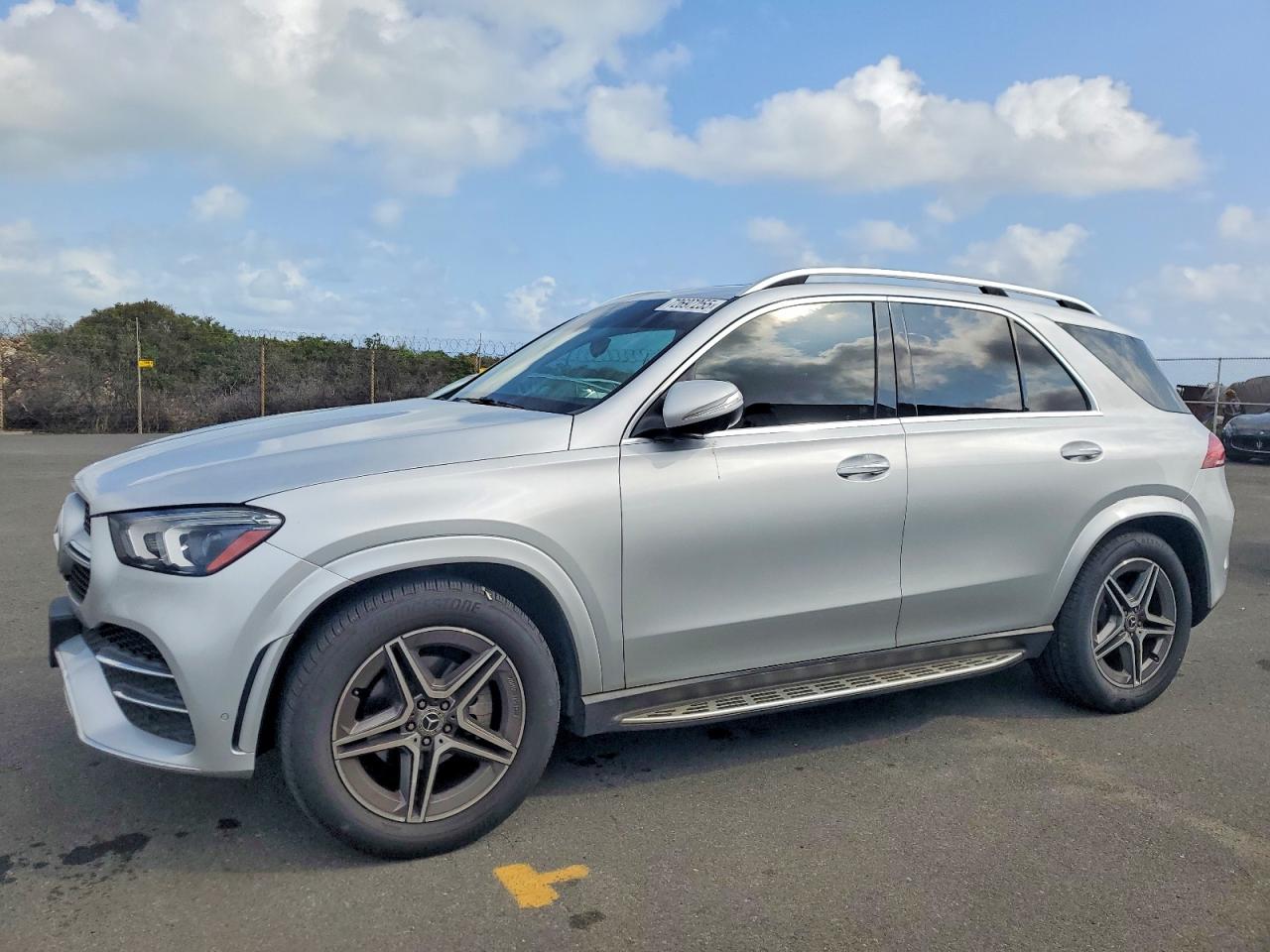Salvage Mercedes-Benz GLE Image