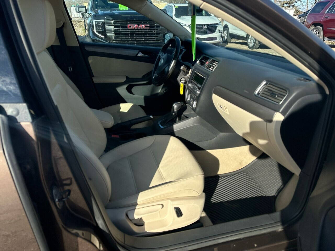 Volkswagen Jetta Tdi 4dr Sedan 6a