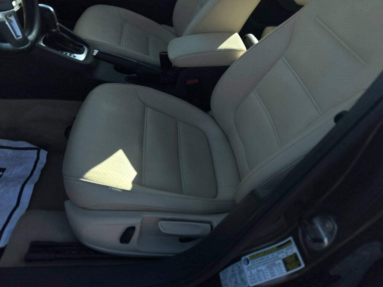 Volkswagen Jetta Tdi 4dr Sedan 6a