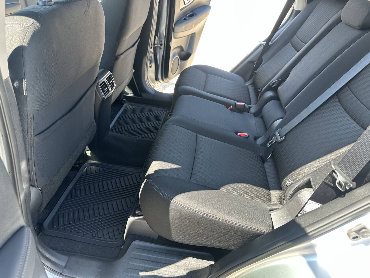 Nissan Rogue Sv Awd 4dr Crossover