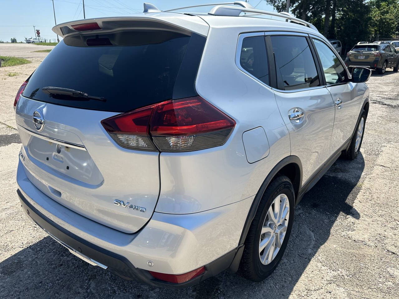 Nissan Rogue Sv Awd 4dr Crossover