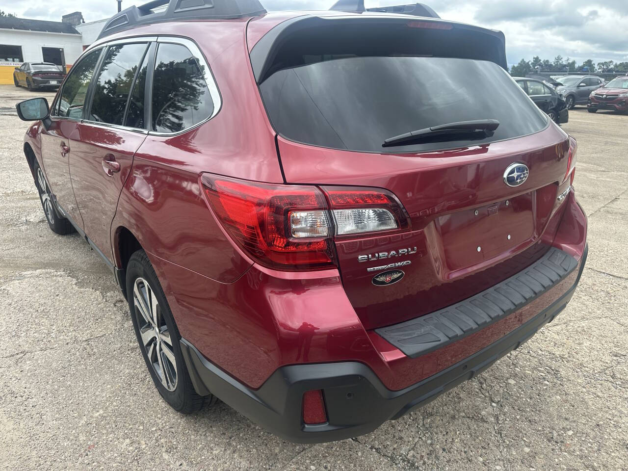 Subaru Outback 2.5i Limited Awd 4dr Crossover