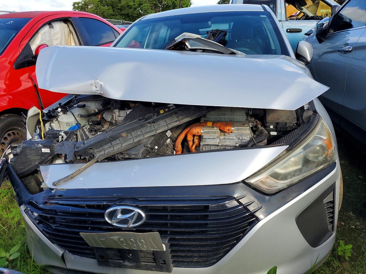 Hyundai Ioniq Blue