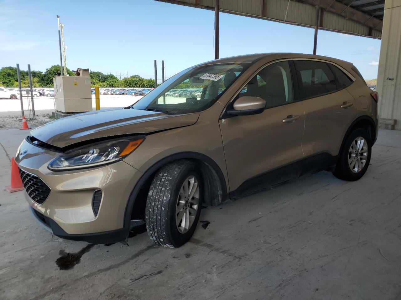Salvage Ford Escape Image