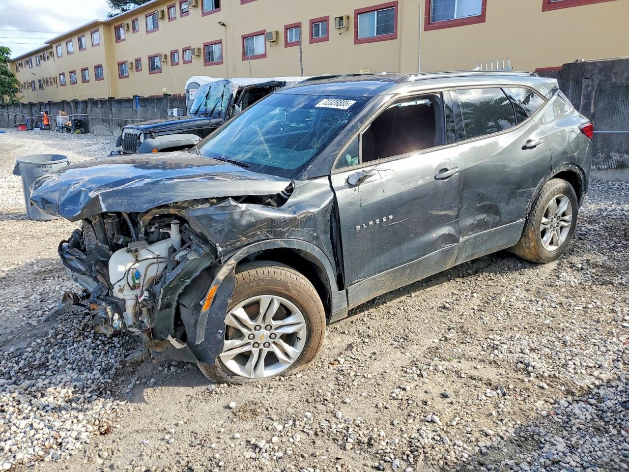 Salvage Chevrolet Blazer Image