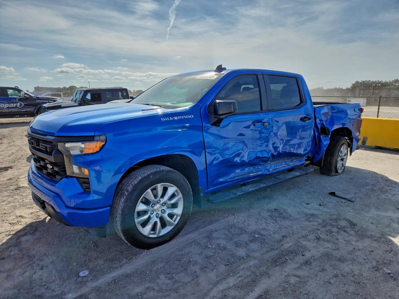 Salvage Chevrolet Silverado Image