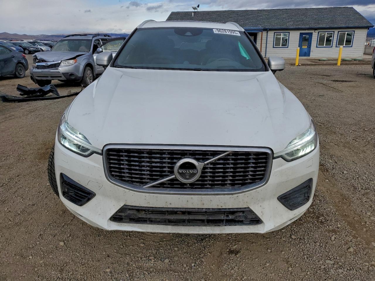 Volvo XC60 T8 R-design