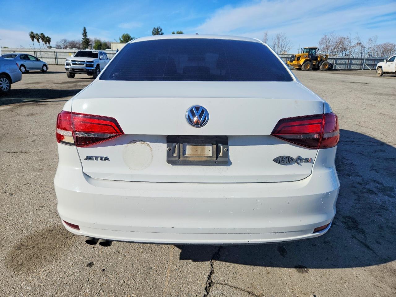 Volkswagen Jetta S