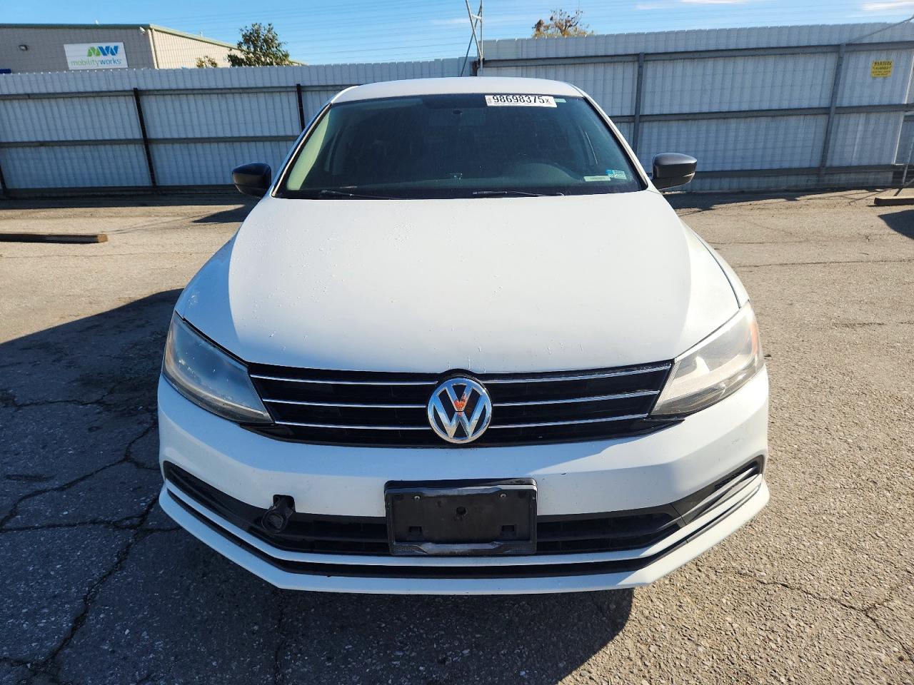 Volkswagen Jetta S