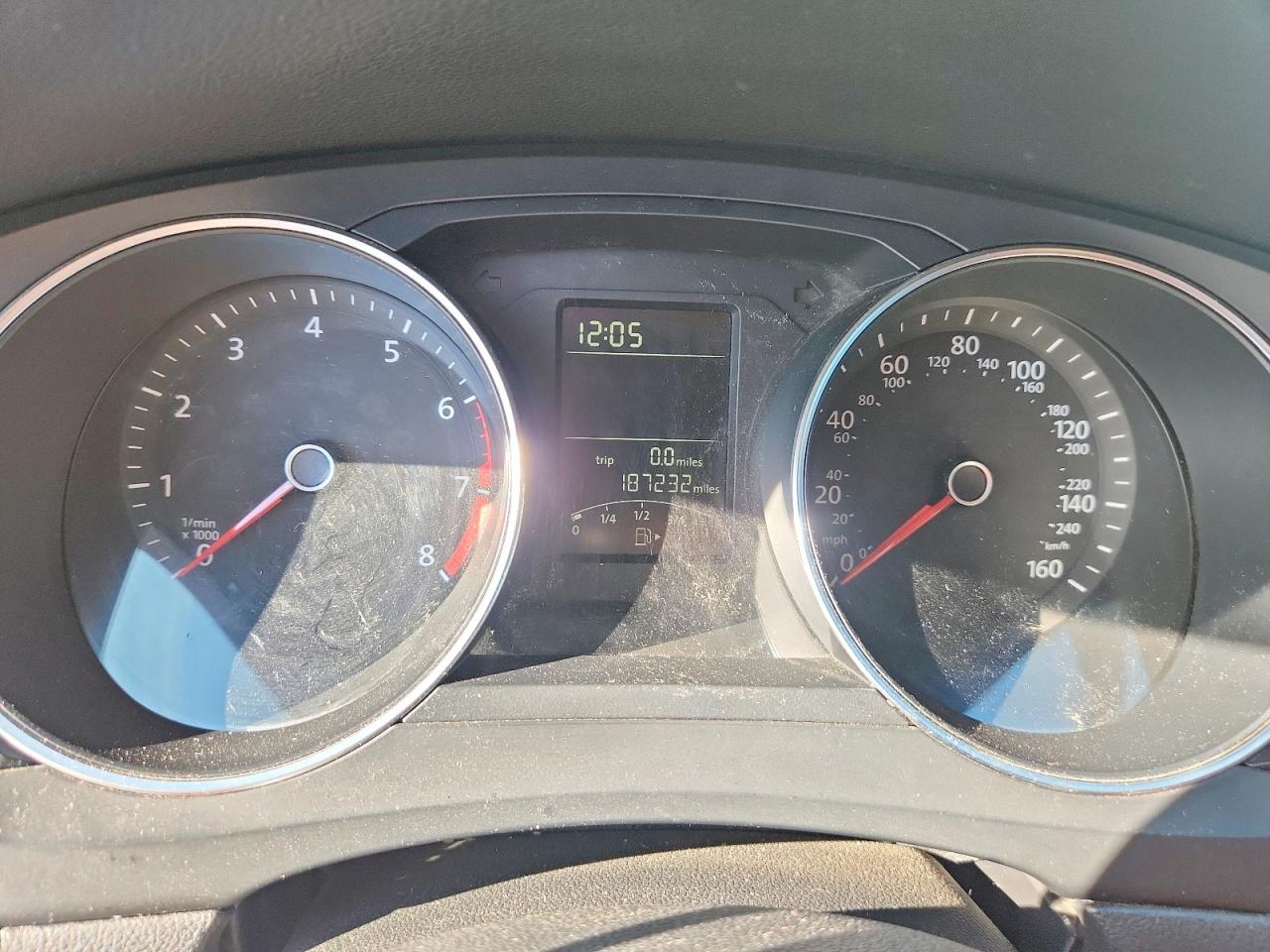 Volkswagen Jetta S