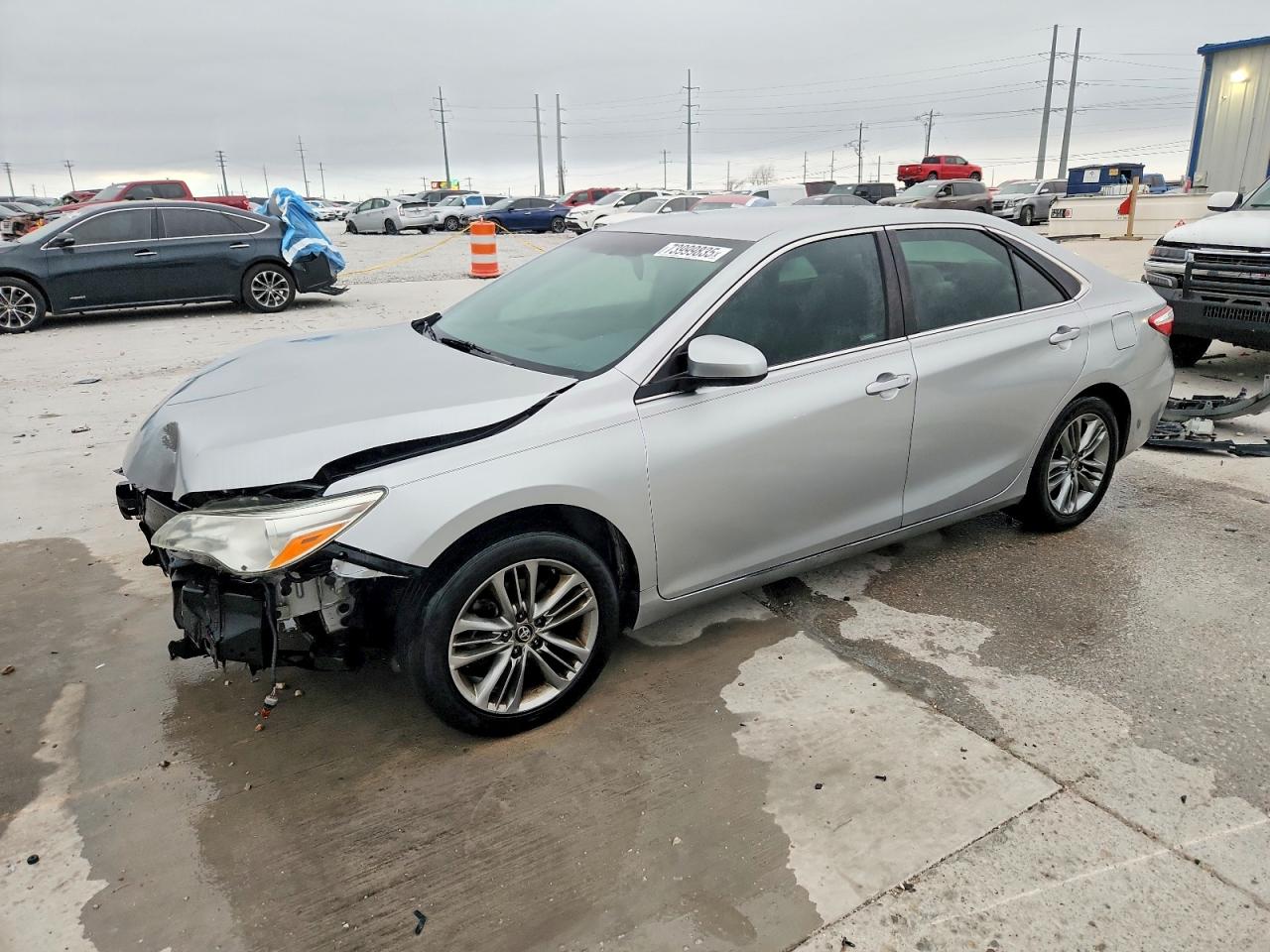 Salvage Toyota Camry Image