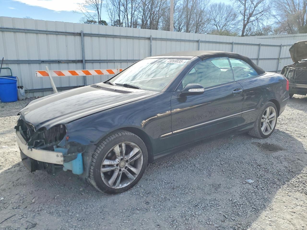 Salvage Mercedes-Benz Clk-class Image