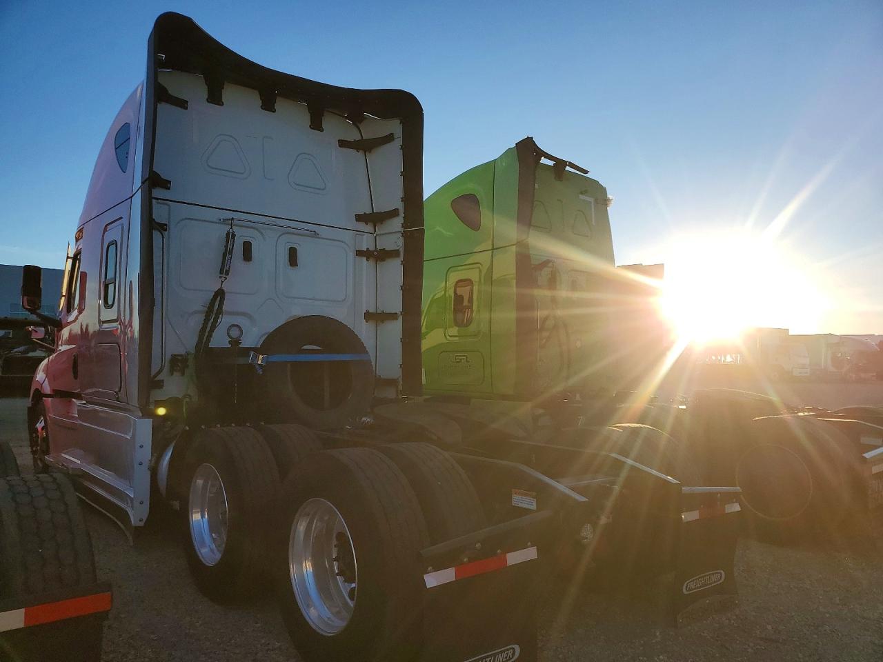 Freightliner Cascadia 1