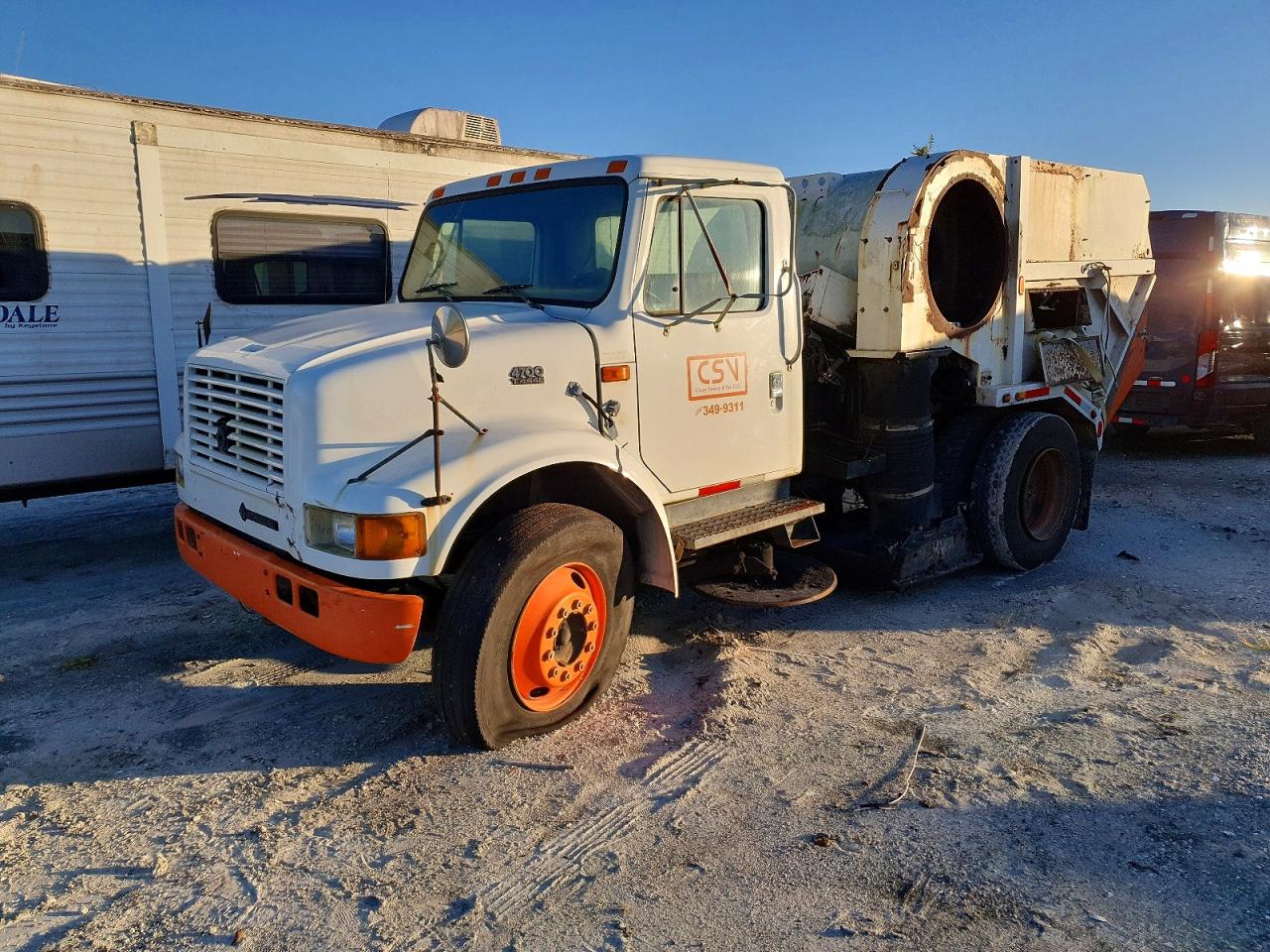 Salvage International 4000 Serie Image
