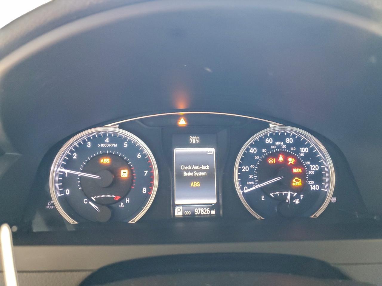 Toyota Camry Le
