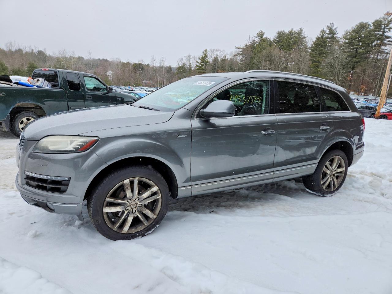Salvage Audi Q7 Image