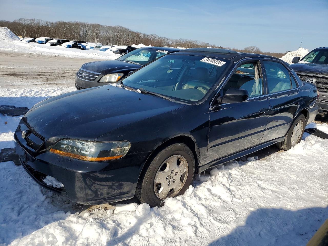 Salvage Honda Accord Image