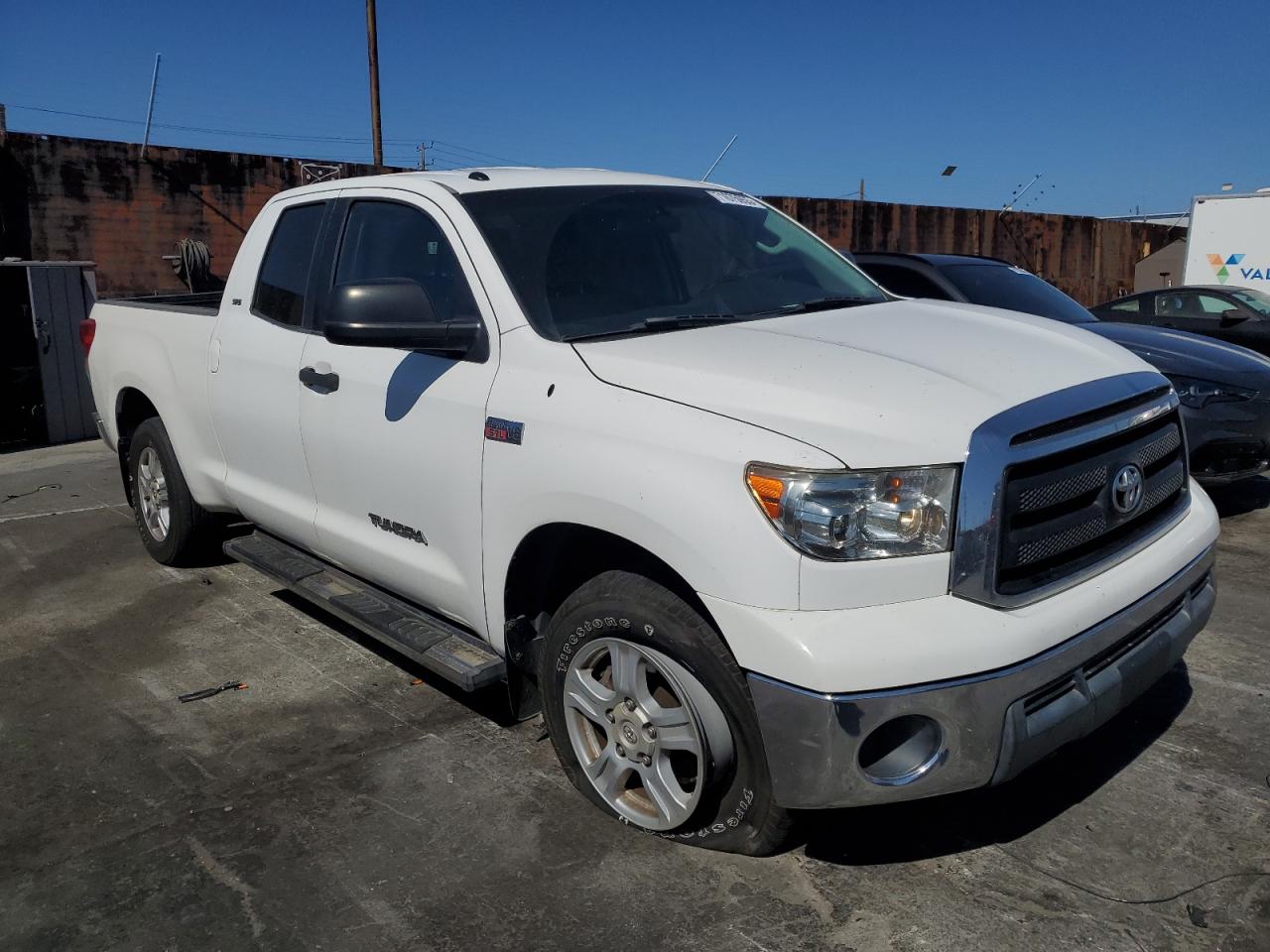 Toyota Tundra Double Cab Sr5