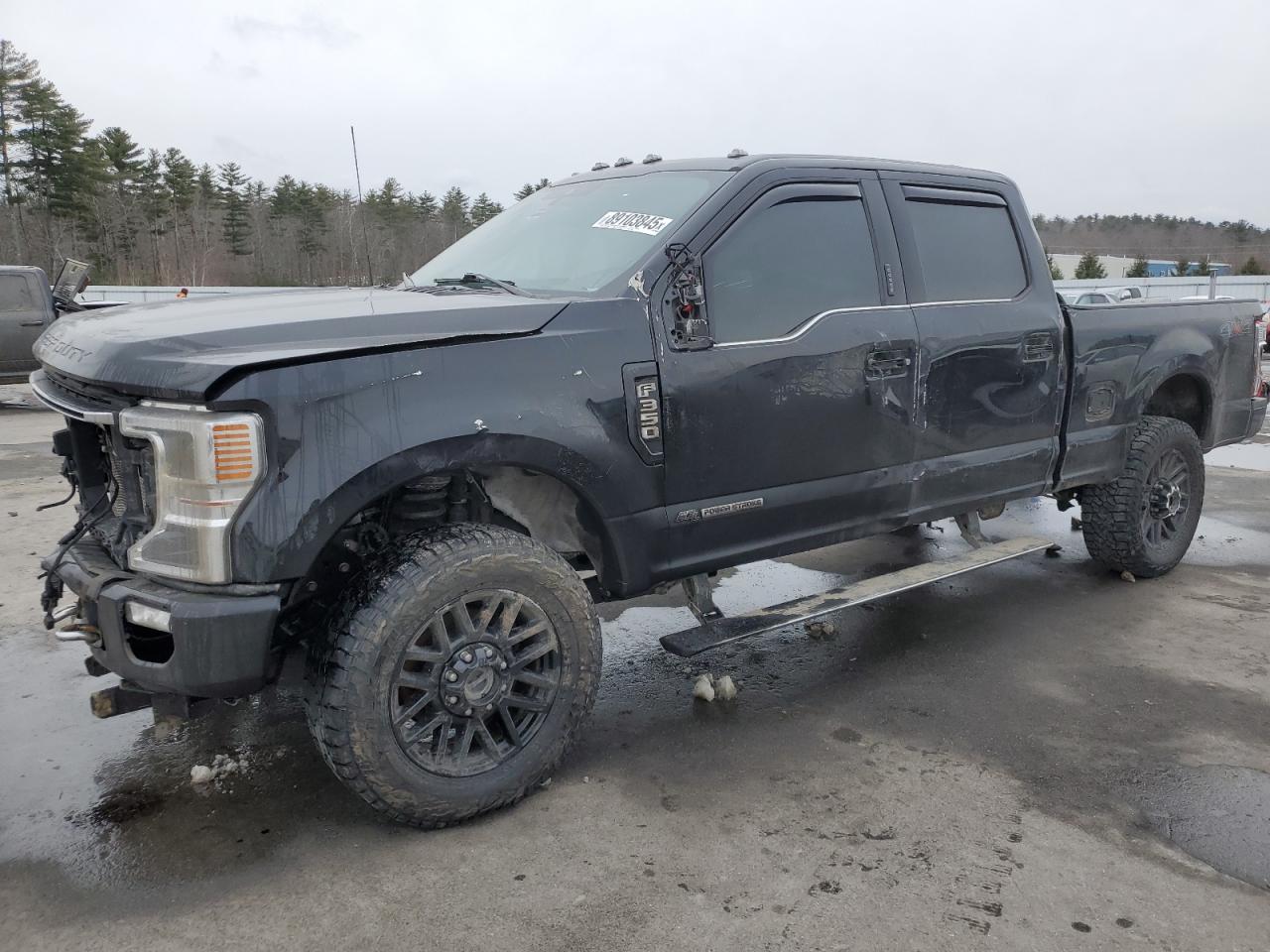 Salvage Ford F-350 Image