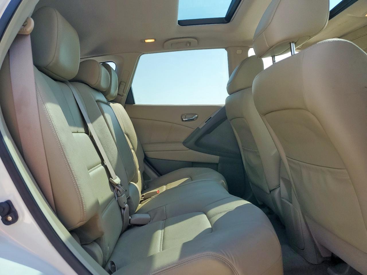 Nissan Murano S