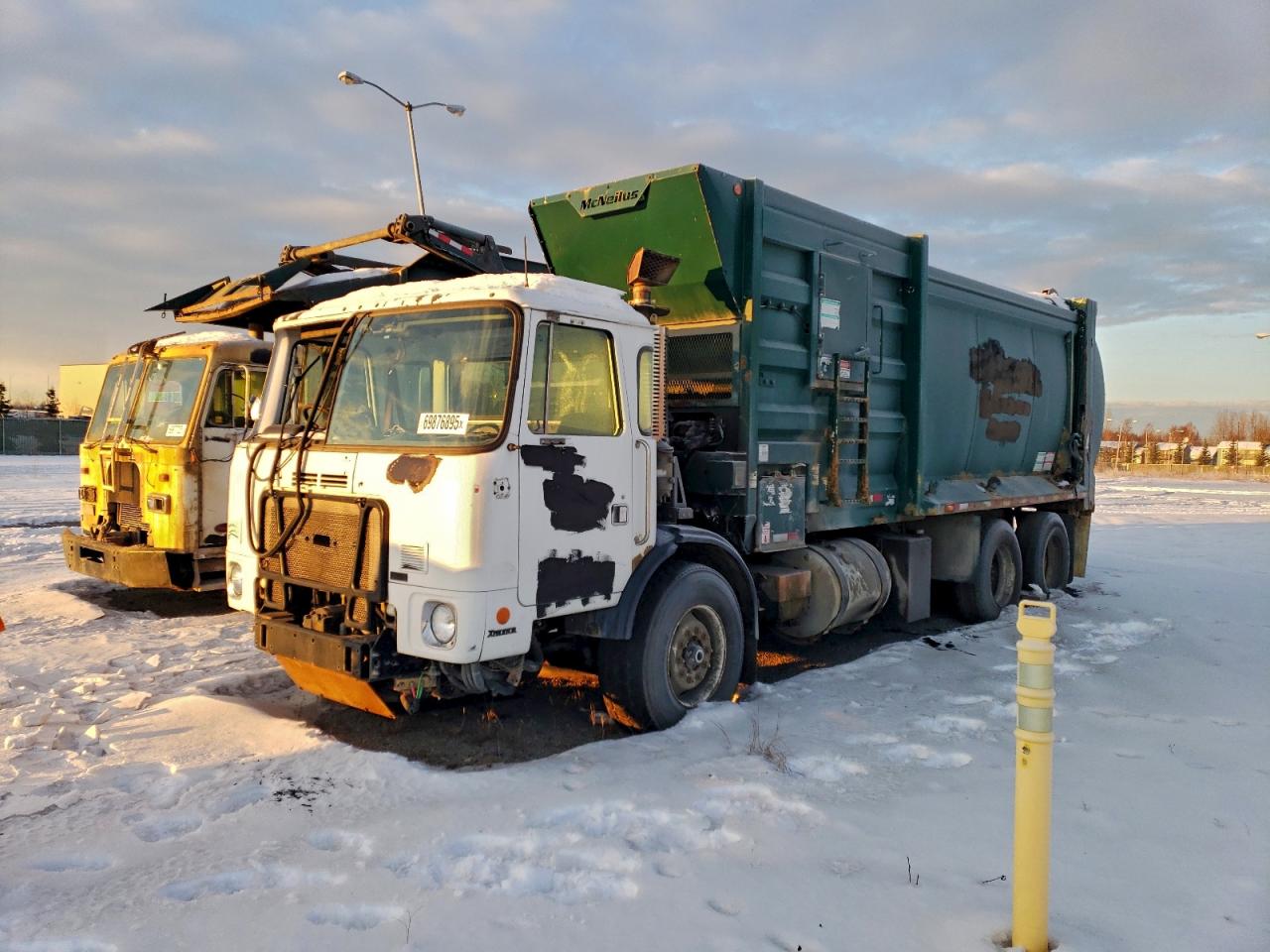 Autocar Llc Xpeditor