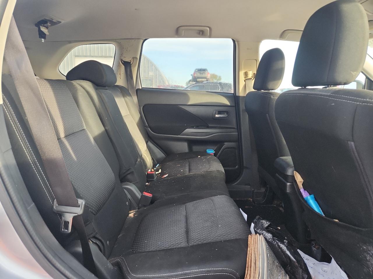 Mitsubishi Outlander Es