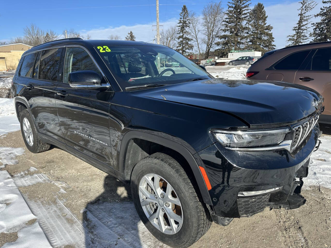Salvage Jeep Grand Cherokee Image