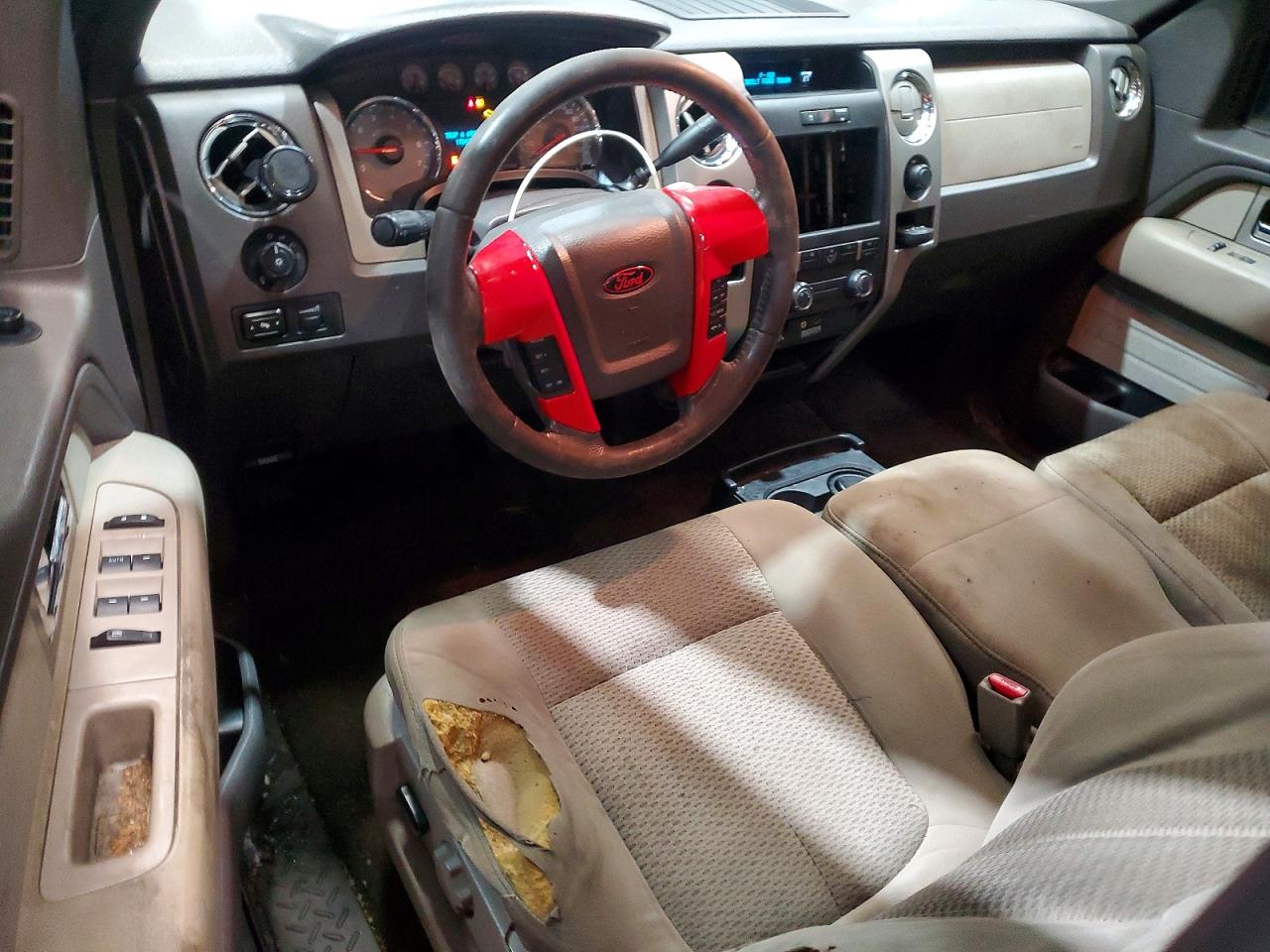 Ford F-150 Super Cab
