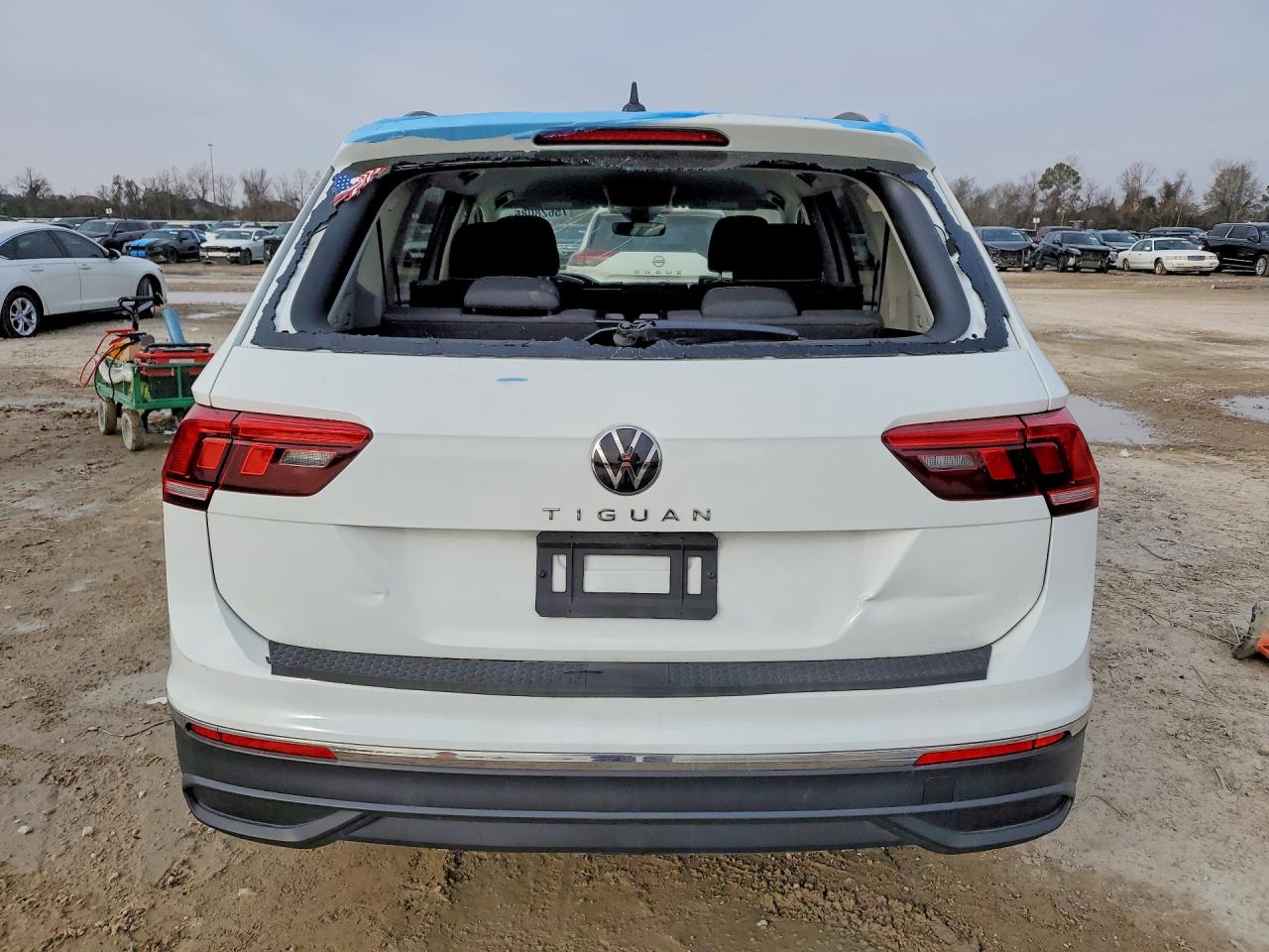 Volkswagen Tiguan S