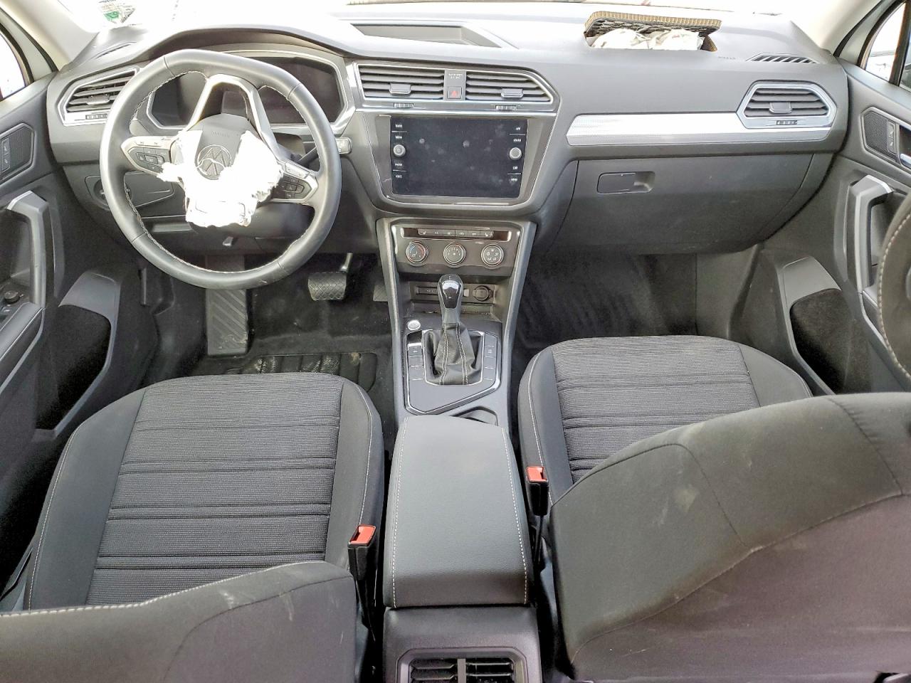 Volkswagen Tiguan S