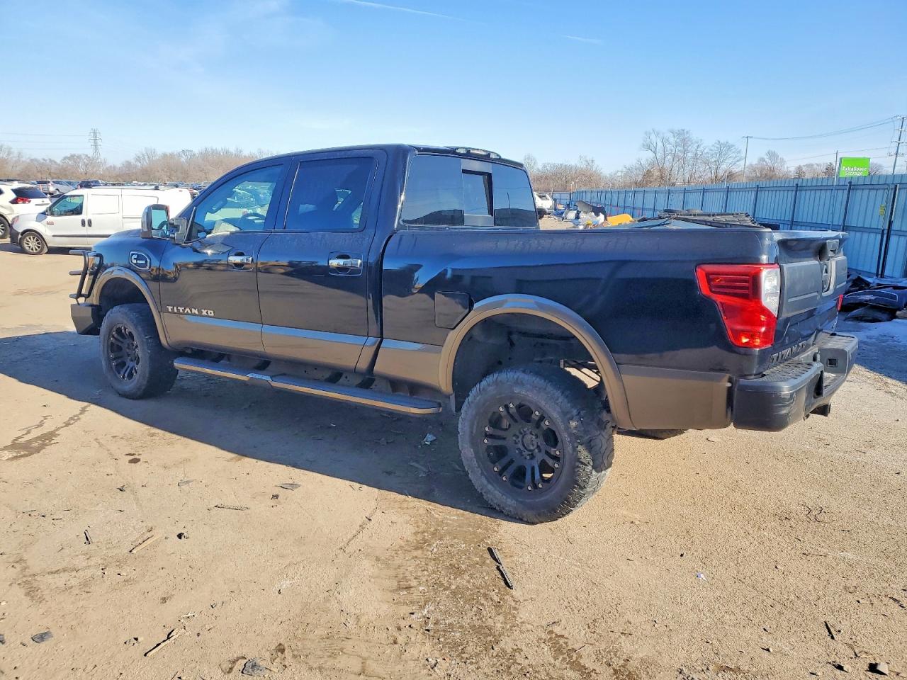 Nissan Titan