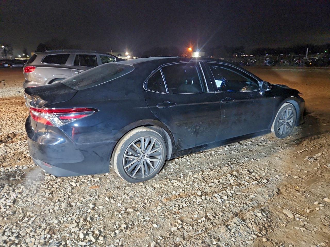 Toyota Camry Xle