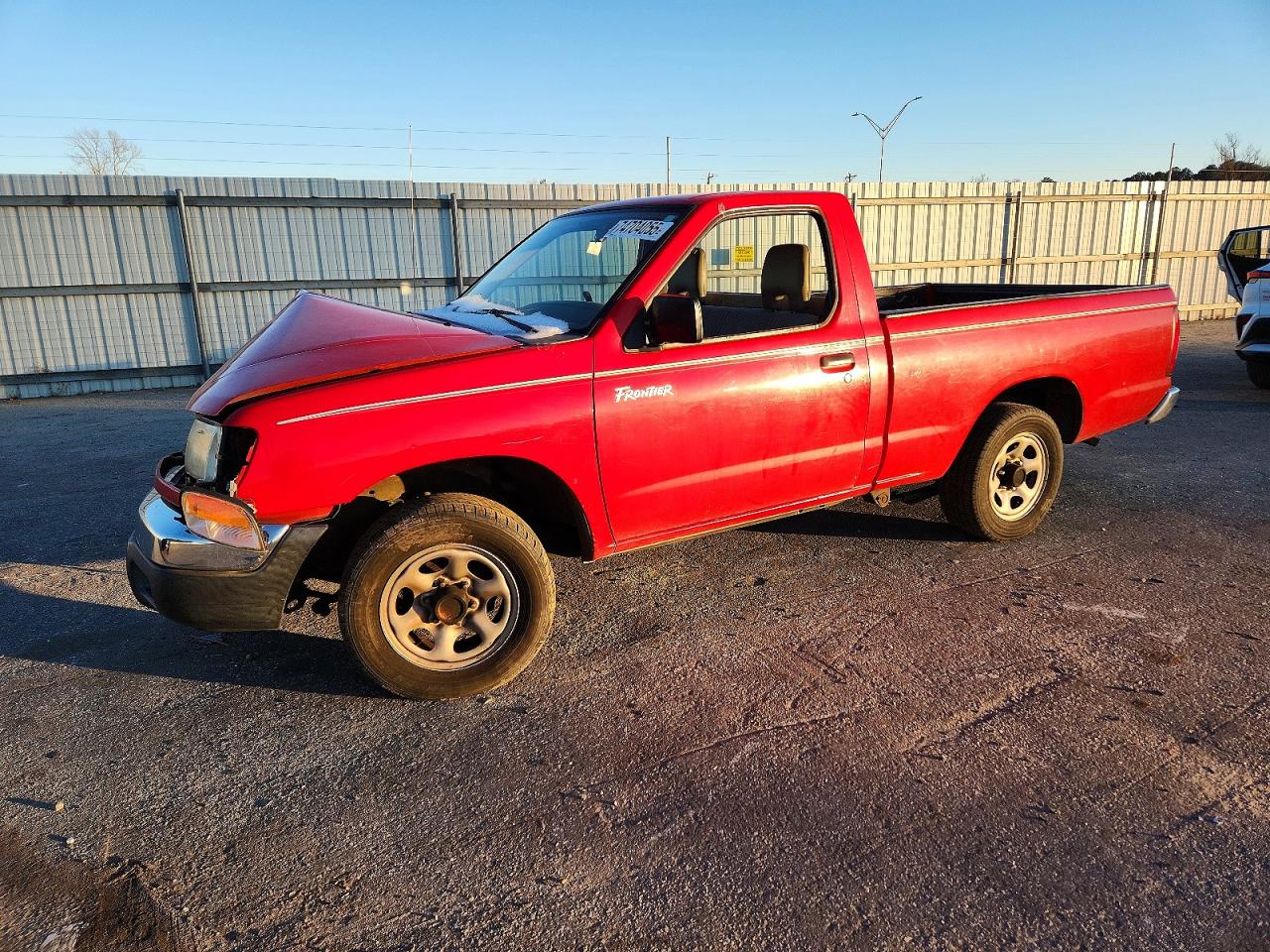Salvage Nissan Frontier Image