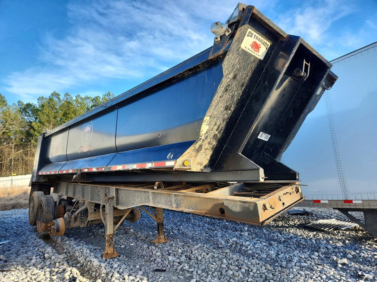 Salvage Dump Trailer Image