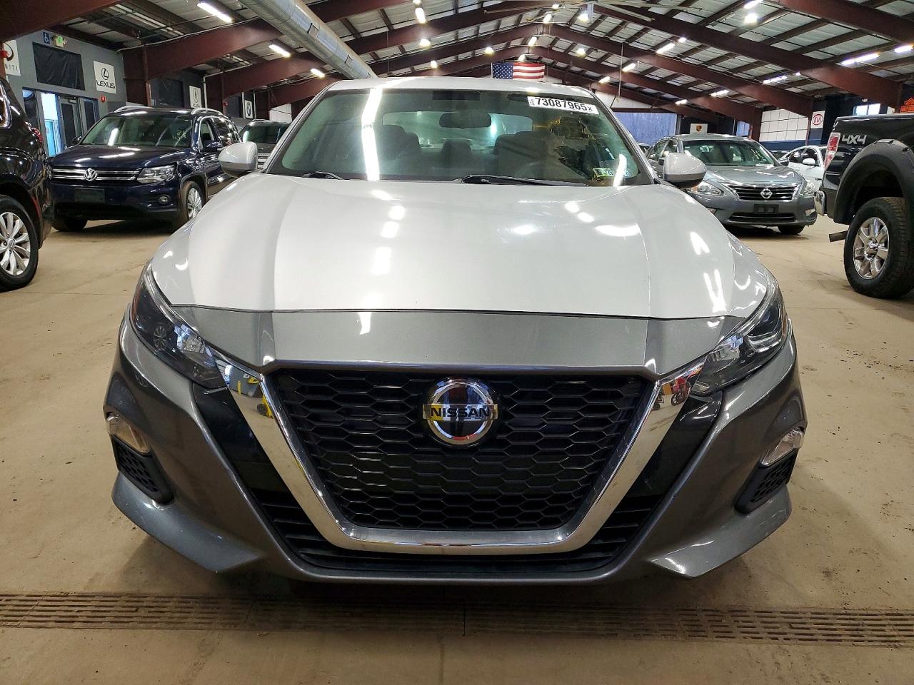Nissan Altima S