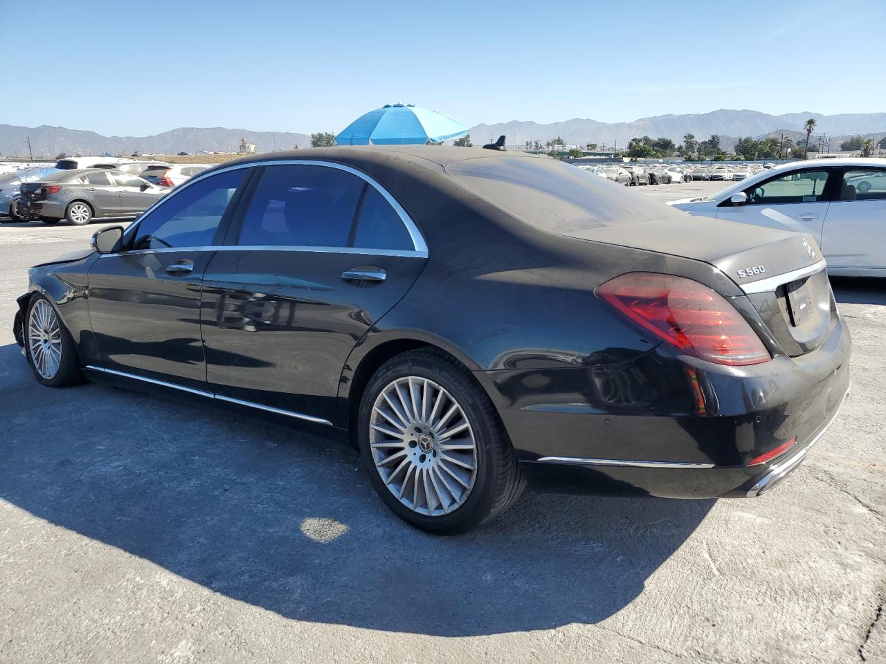Mercedes-Benz S-Class 560