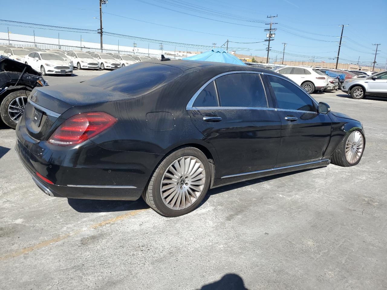 Mercedes-Benz S-Class 560