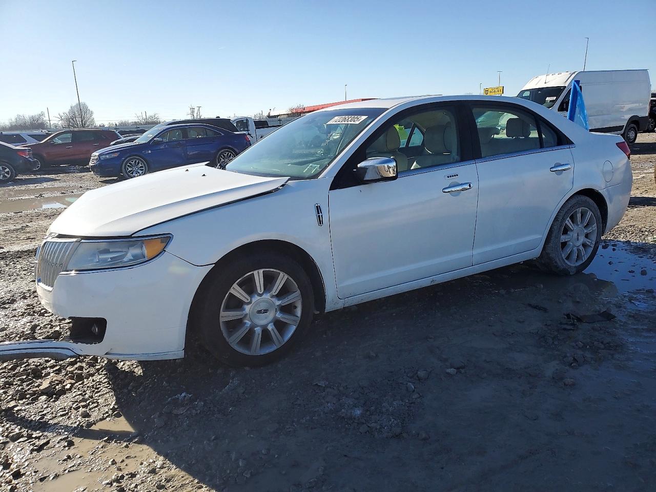 Salvage Lincoln MKZ Image