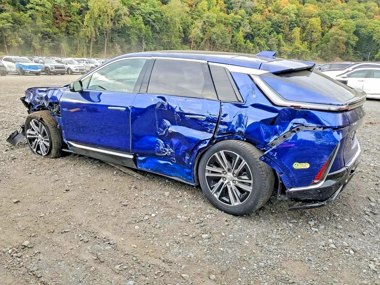 Cadillac Lyriq Luxu Luxury