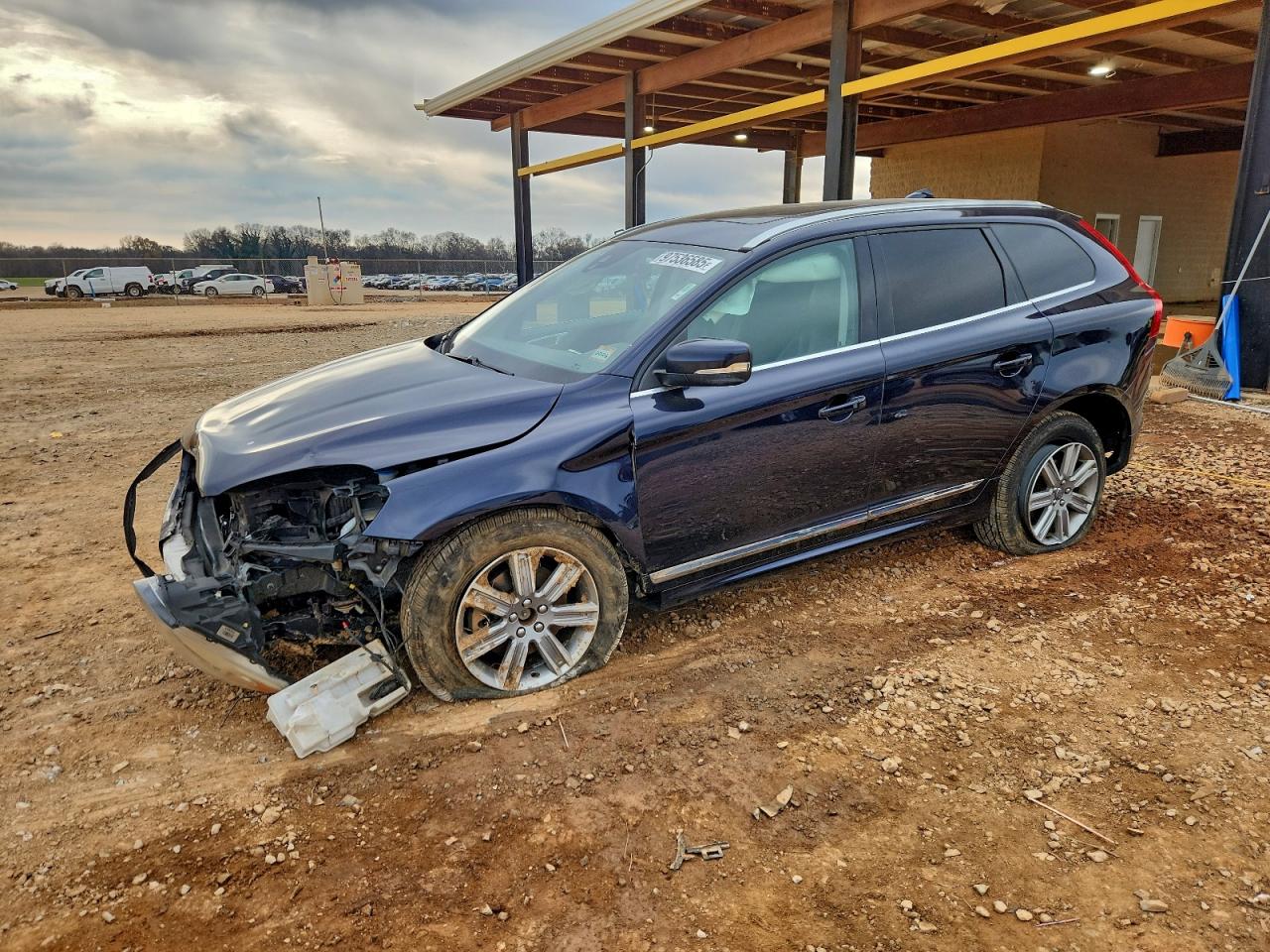 Salvage Volvo XC60 Image