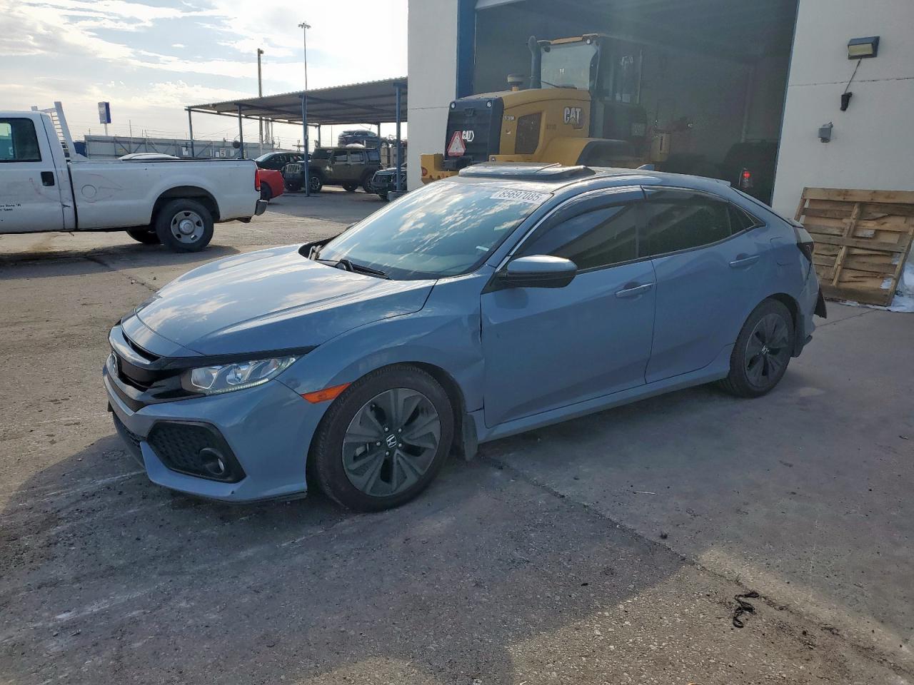 Salvage Honda Civic Image