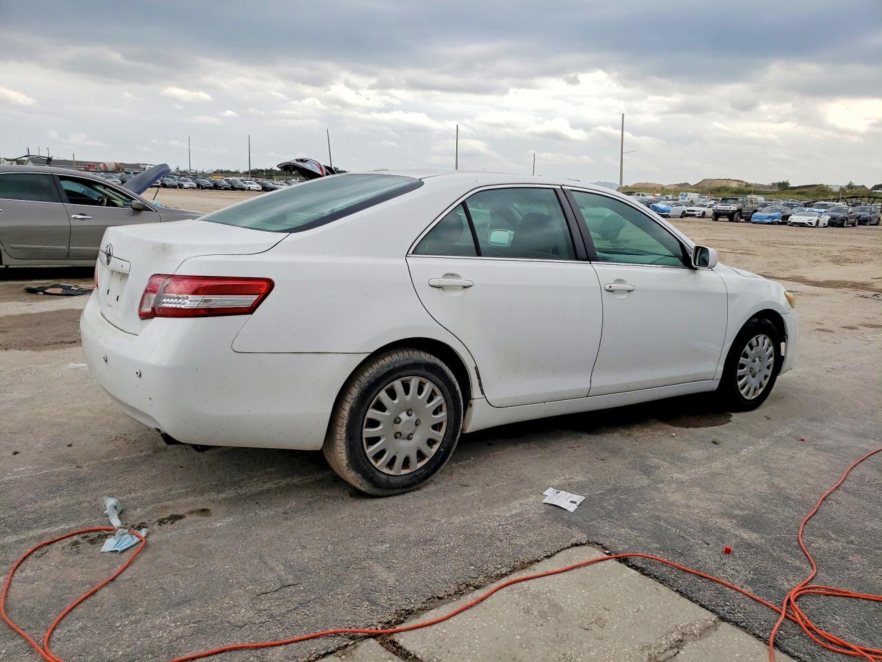 Toyota Camry Base
