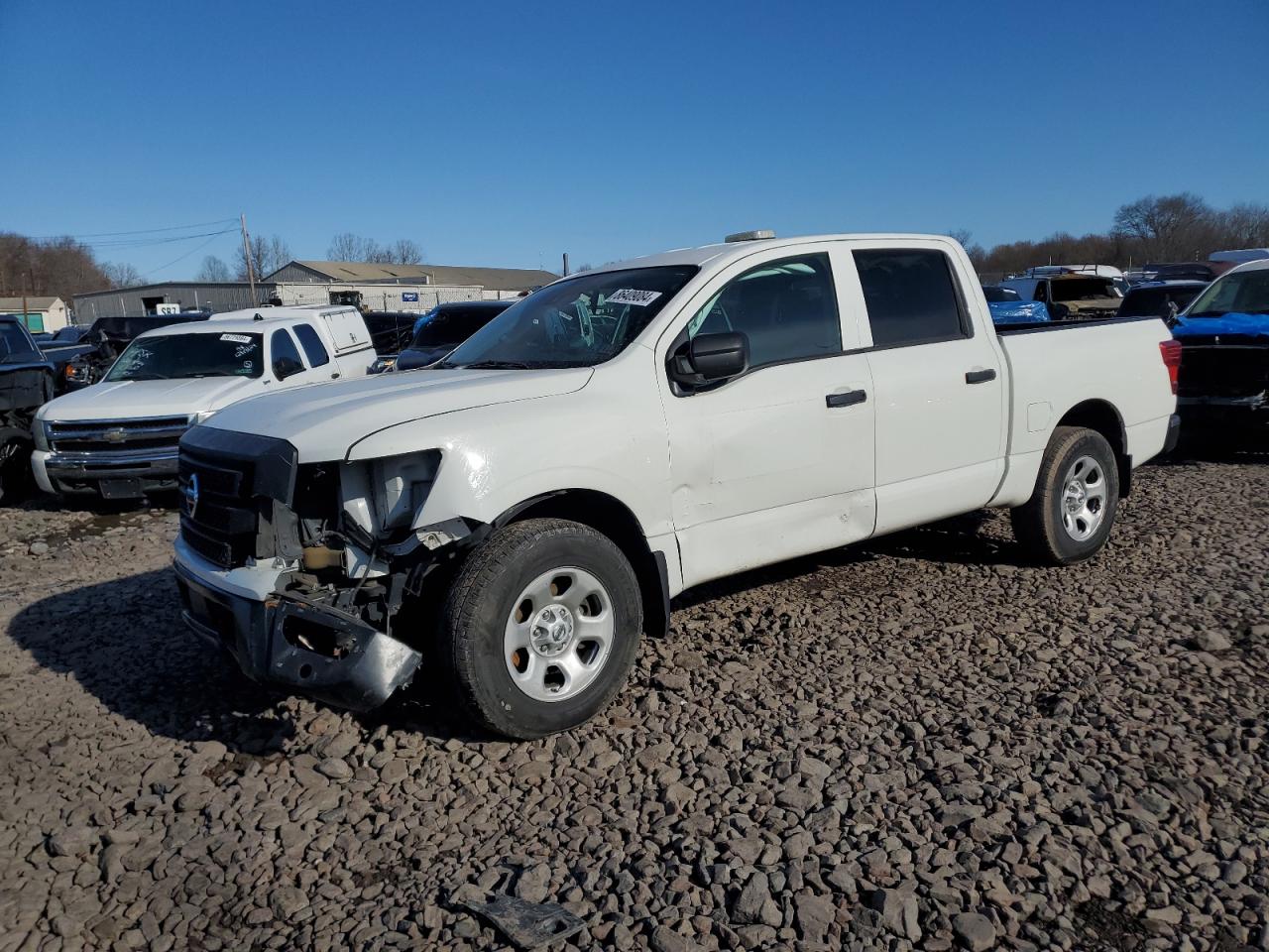 Salvage Nissan Titan Image