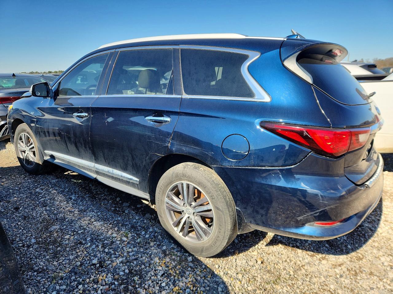 INFINITI Qx Luxe