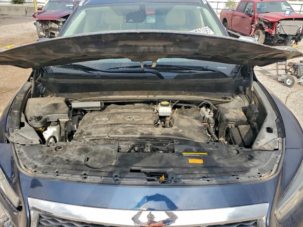 INFINITI Qx Luxe