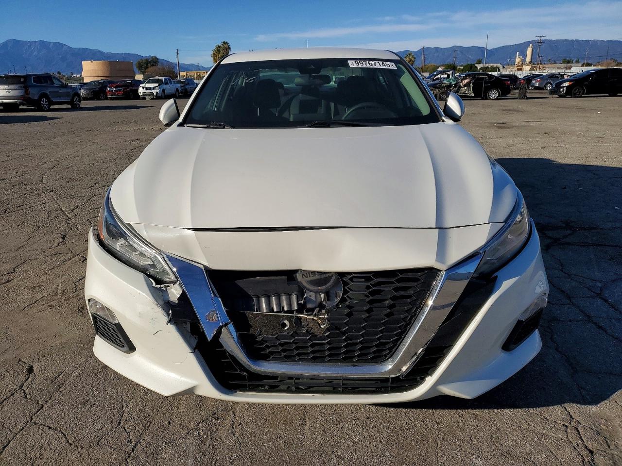 Nissan Altima Sv