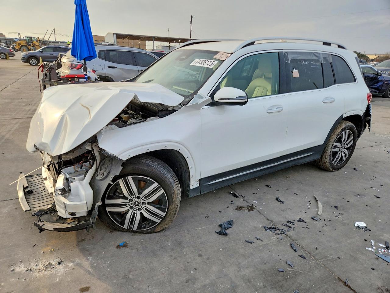 Salvage Mercedes-Benz EQB Image