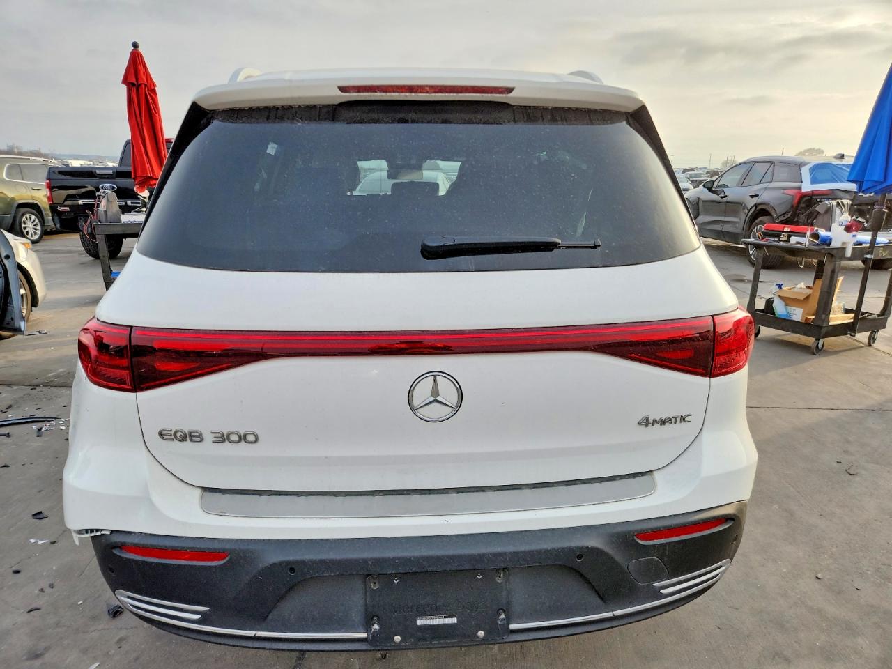 Mercedes-Benz EQB 300 4matic