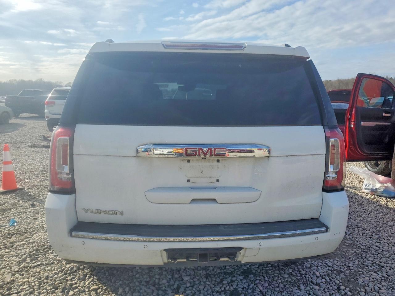 GMC Yukon Denali